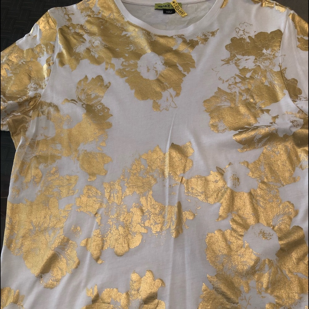 Men’s Versace T- shirt
